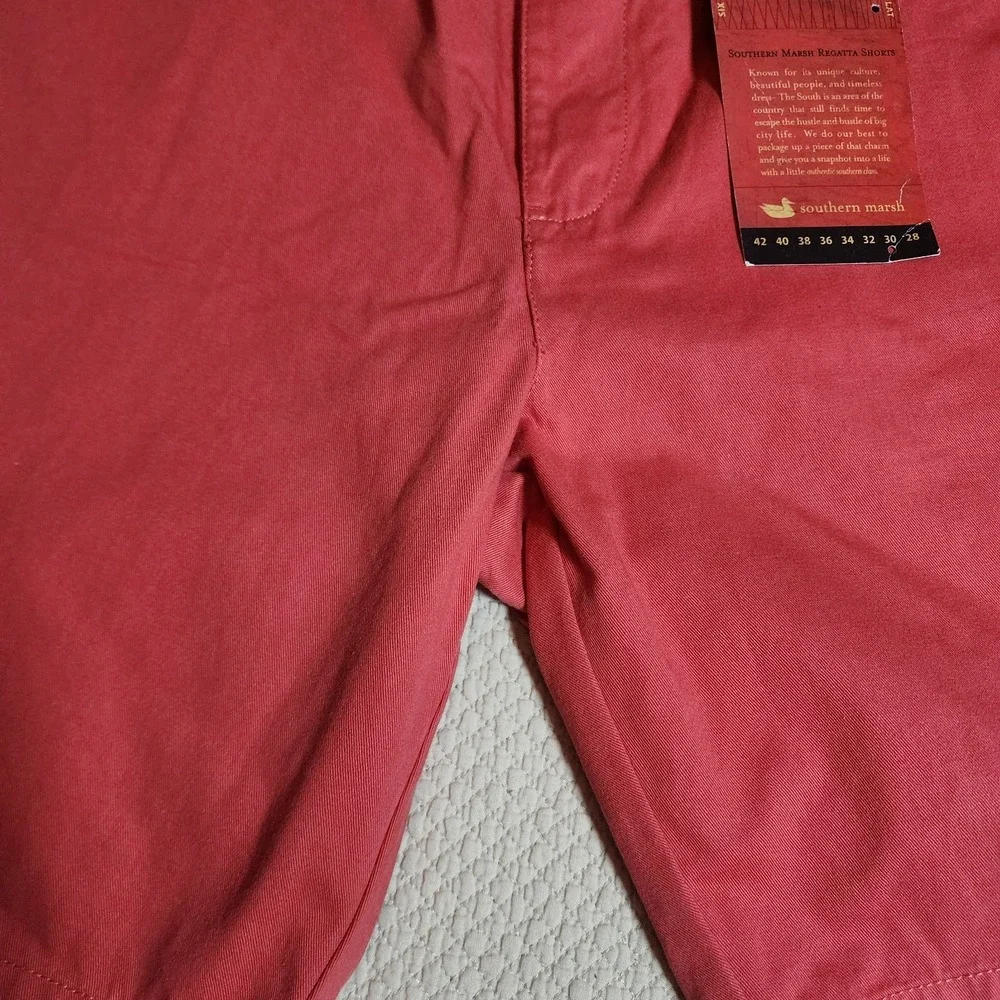 Southern Marsh The Regatta Flat Front Shorts Mens Size 30 NWT Reddish/Pink